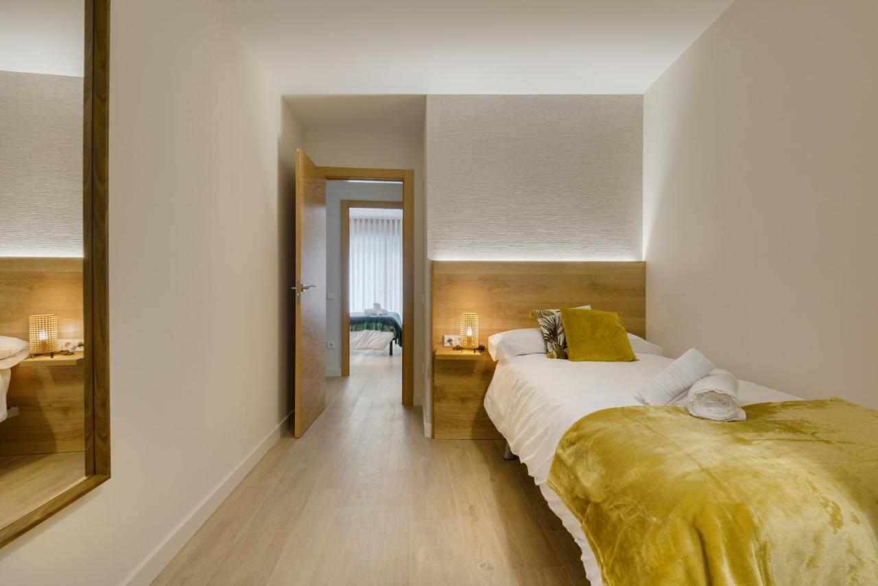 Apartamentos La Muralla De Jaca Kültér fotó