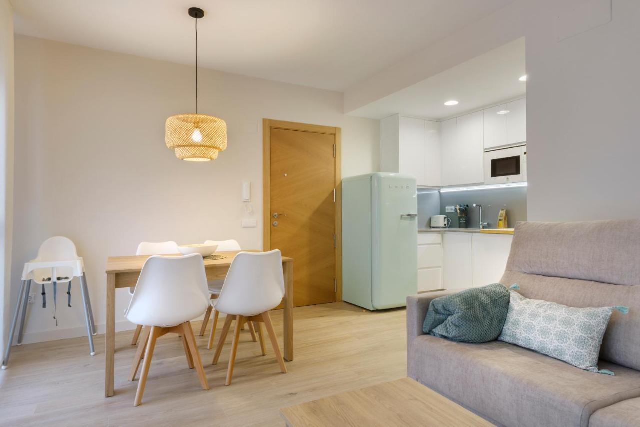 Apartamentos La Muralla De Jaca Kültér fotó