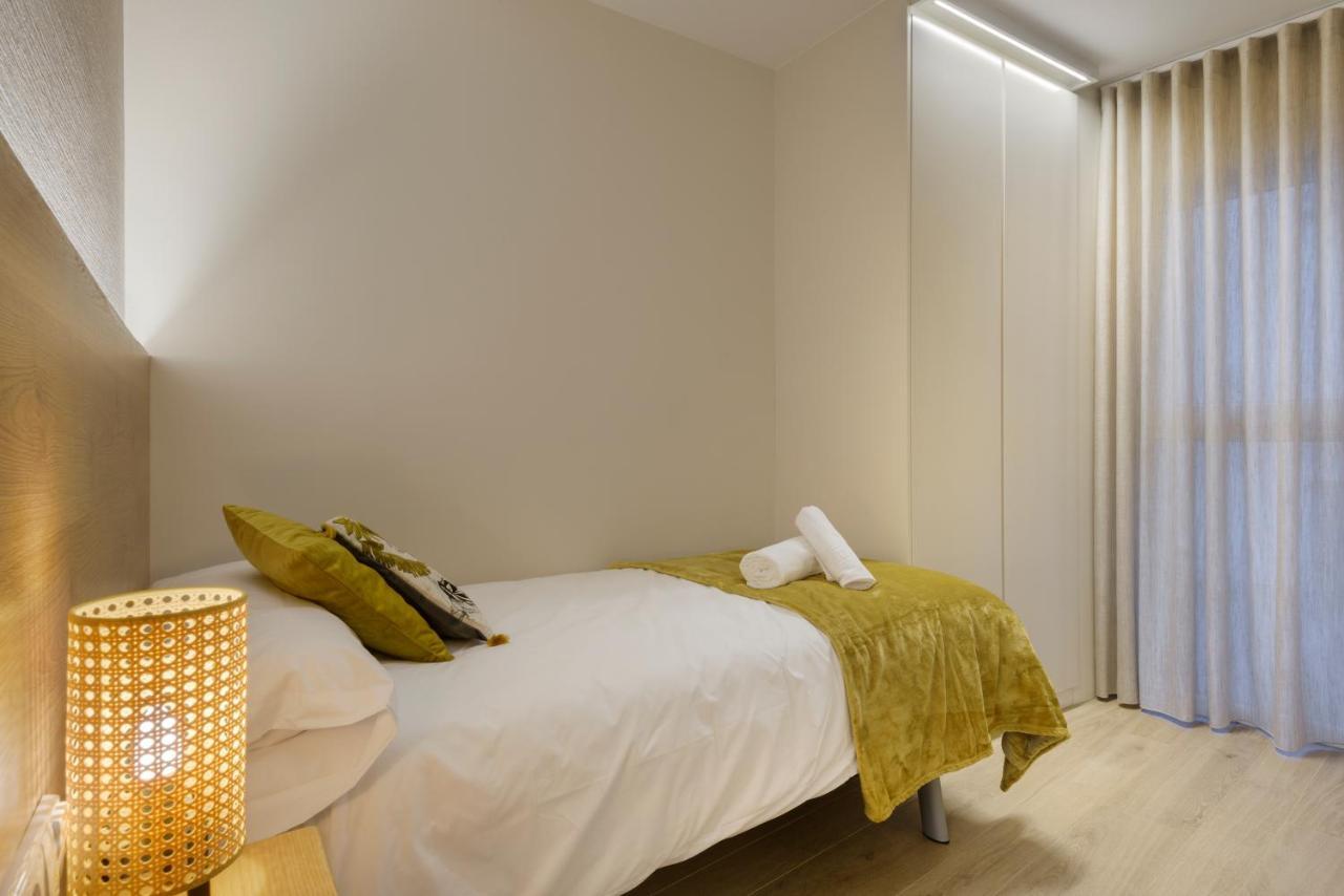 Apartamentos La Muralla De Jaca Kültér fotó