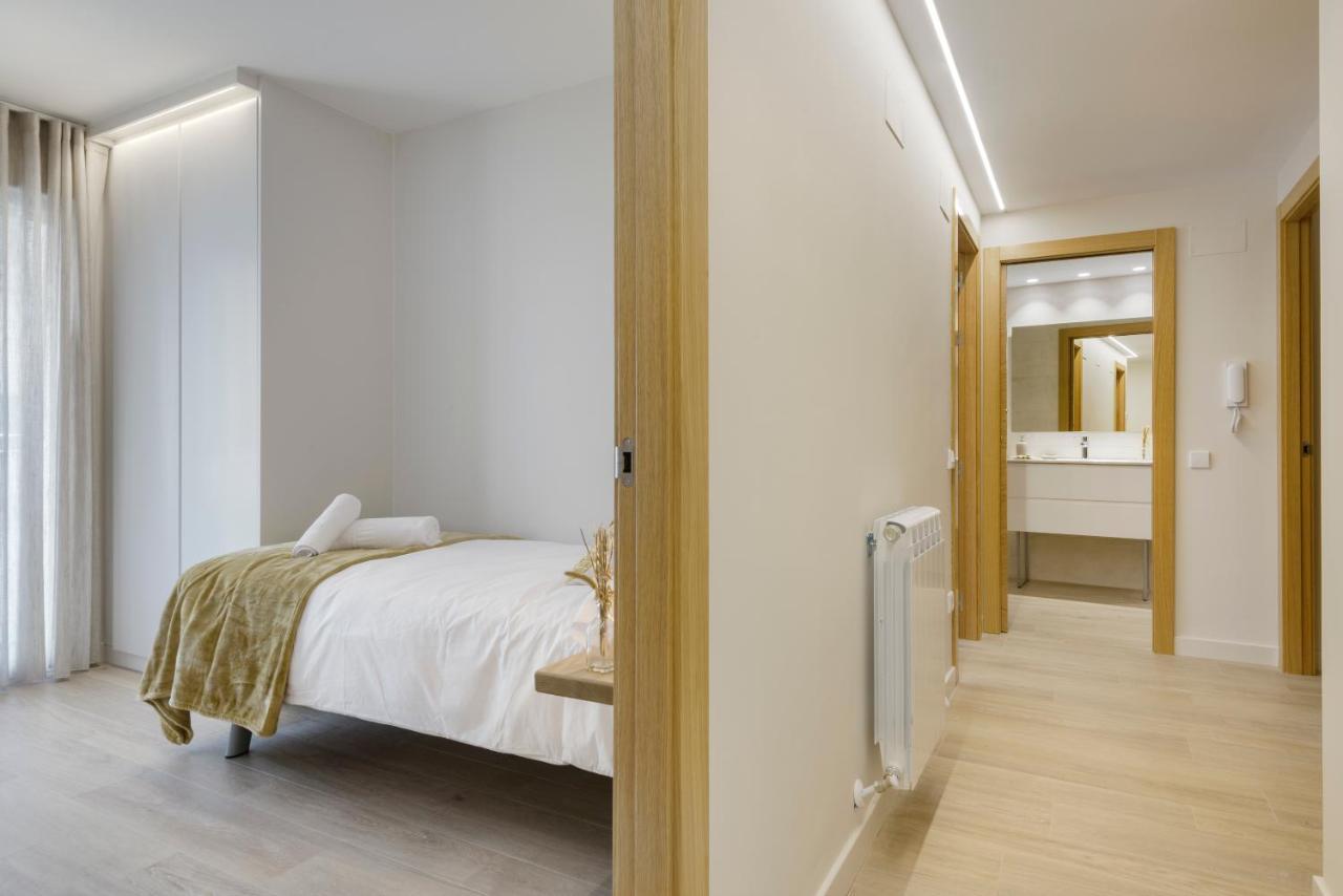 Apartamentos La Muralla De Jaca Kültér fotó