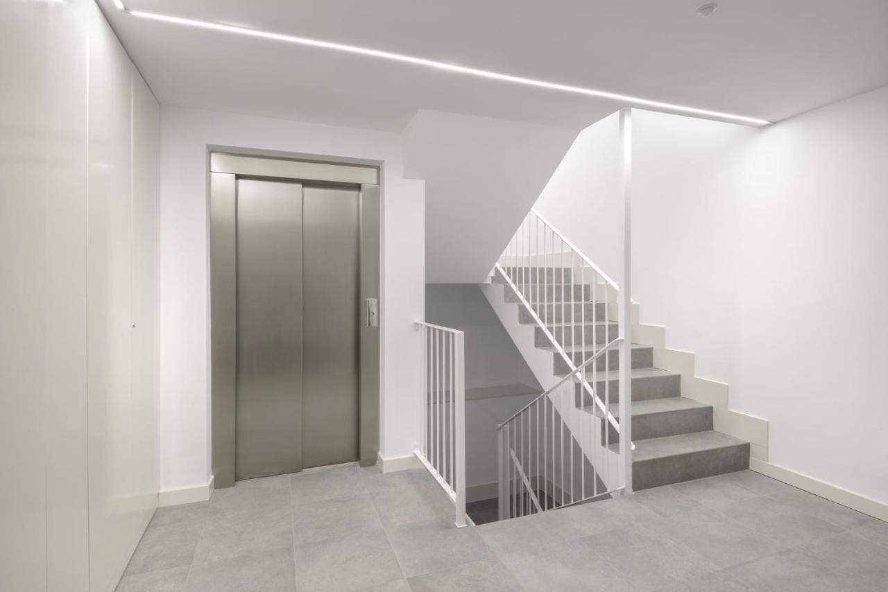 Apartamentos La Muralla De Jaca Kültér fotó